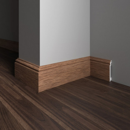 Плинтус напольный Decor Dizayn 701-83SH