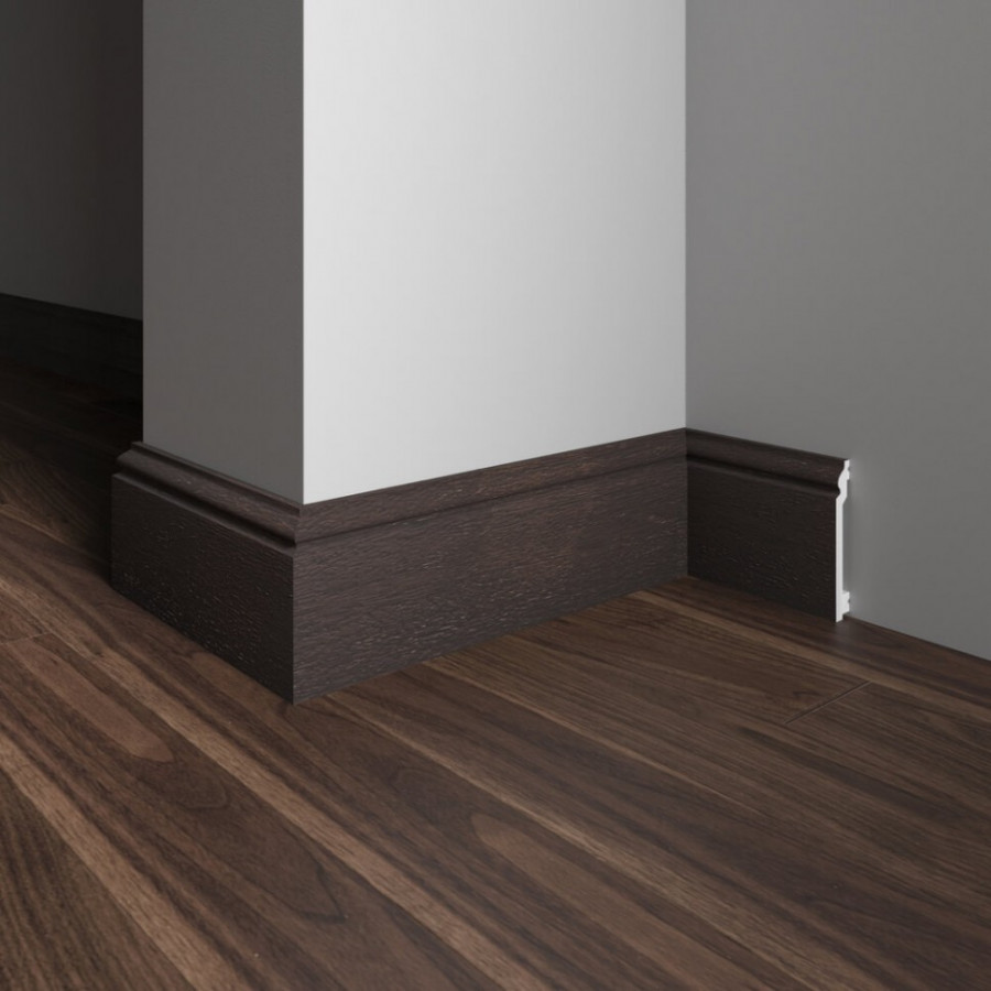 Плинтус напольный Decor Dizayn 701-93SH