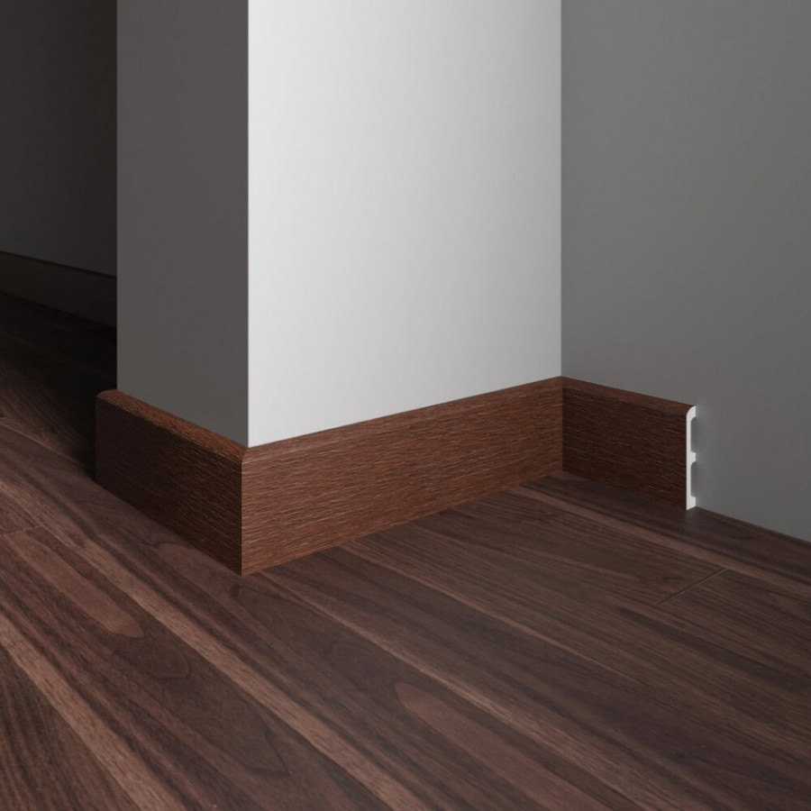 Плинтус напольный Decor Dizayn 706-82SH