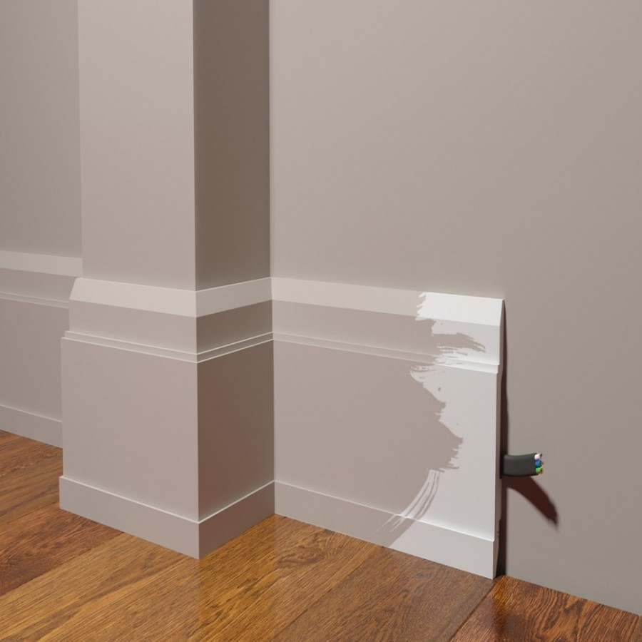 Плинтус напольный Decor Dizayn DD702