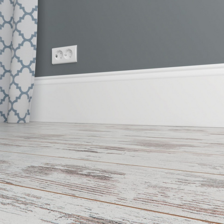 Плинтус деревянный под покраску Ultrawood Base 007 W
