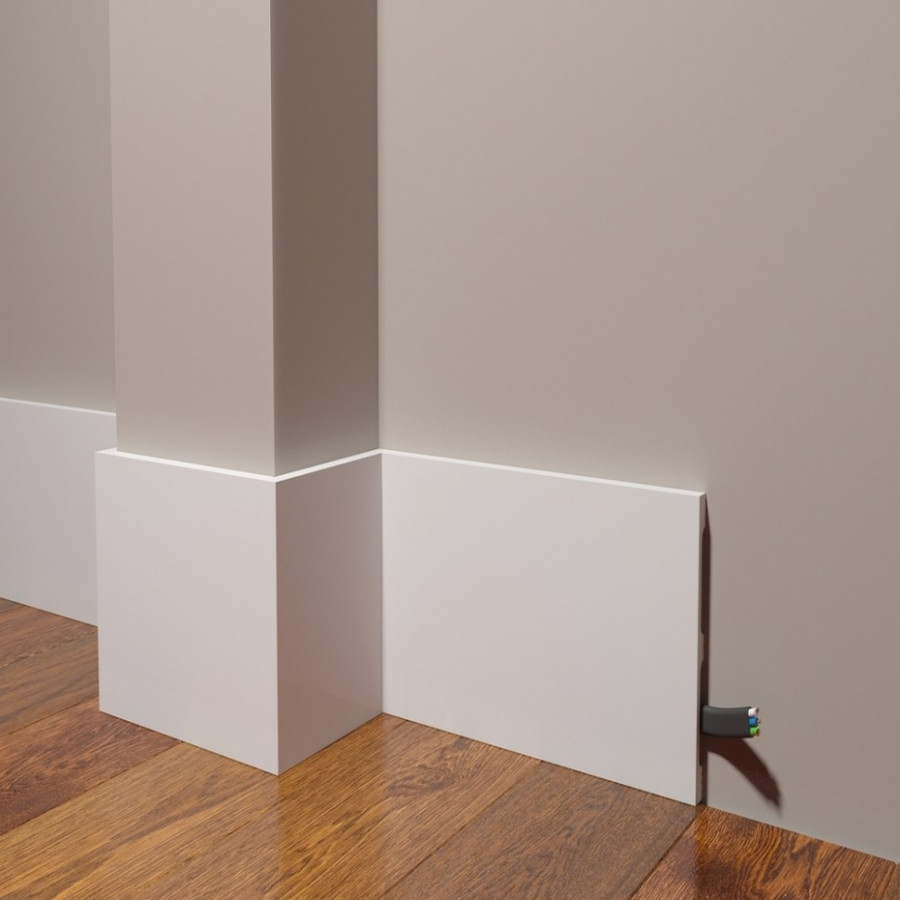 Плинтус напольный Decor Dizayn DD710
